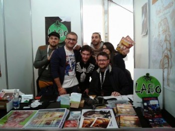 LABO fumetto a Lucca Comics: Nicola Sammarco, Fabrizio Liuzzi (primi due a sinistra) e Gianfranco Vitti (seduto, a destra)